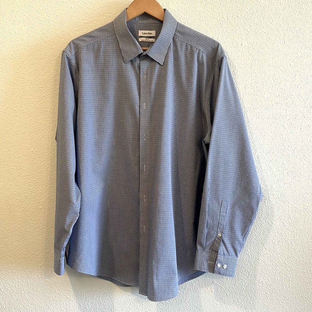 Calvin Klein men’s dress shirt